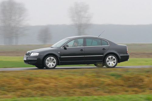 Skoda Superb 2.5 TDI Laurin&amp;Klement - Luksusowa czeszka