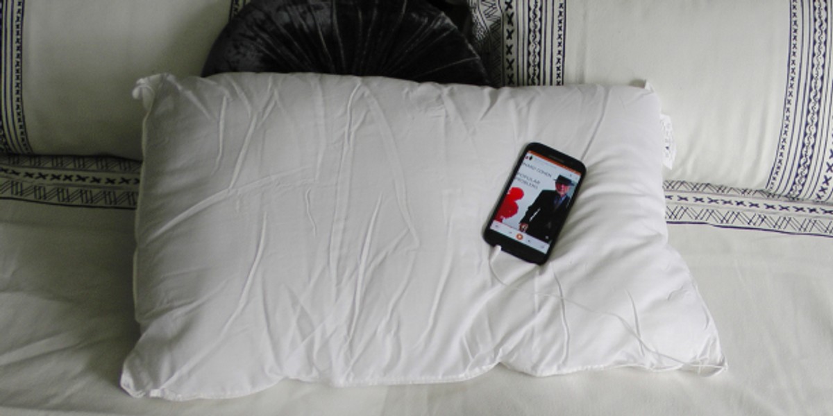 Rockt oder Ramsch? Musik-Kissen iMusic Pillow im Test | TechStage