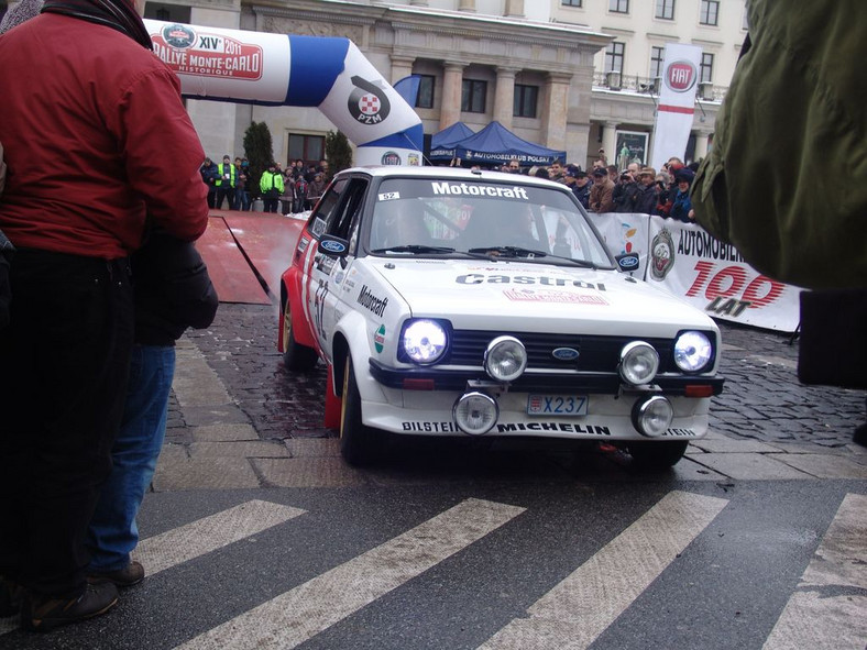 Rajd Monte-Carlo Historique 2011: wystartowali z Warszawy, pokonają 4100 km