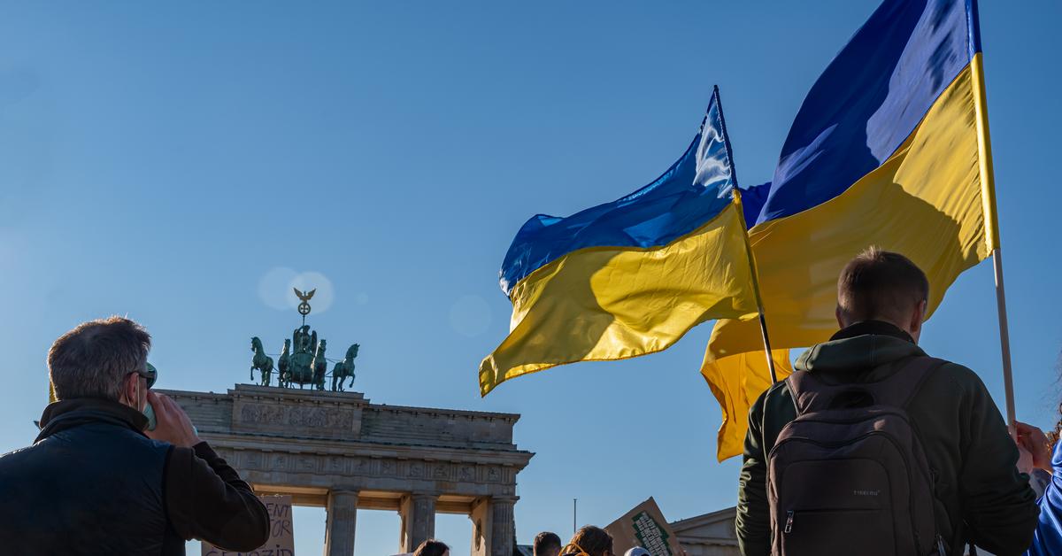 Młodzi Ukraińcy szturmują Niemcy. Polska tylko przystankiem?
