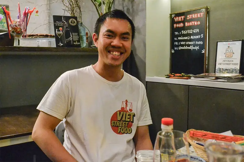 Bitos Hoang, jeden z trzech właścicieli Viet Street Food