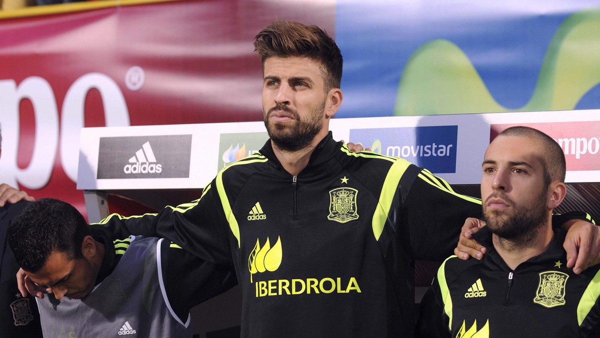 Gerard Pique po sposobie świętowania potrójnej korony stracił sympatię kibiców reprezentacji Hiszpanii. Towarzyskie spotkanie pomiędzy Hiszpanią a Kostaryką (2:1) było dla kibiców gospodarzy okazją do okazania swojej antypatii zawodnikowi Barcelony.