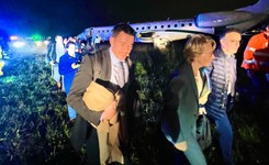 Samolot wypadł z pasa na lotnisku Orly. Na pokładzie była francuska minister
