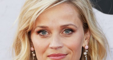 Reese Witherspoon kockás ruhái a legmenőbbek!