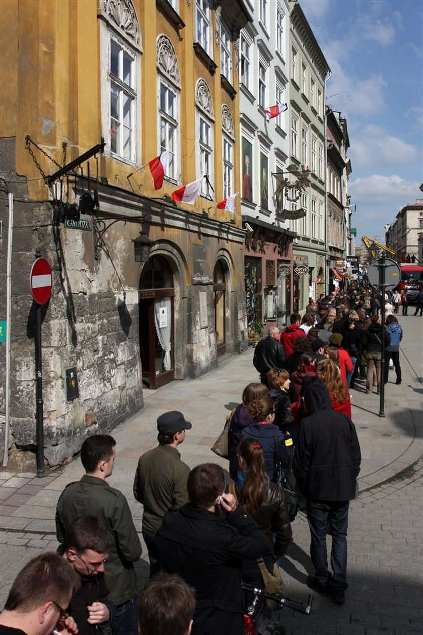 Po wejściówki na Rynek kolejka od 5 rano