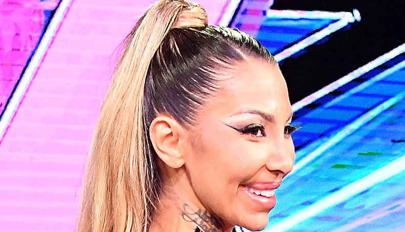 Pevačica zgrožena skandaloznim ponašanjem Aneli Ahmić: "To što radi je sramota"