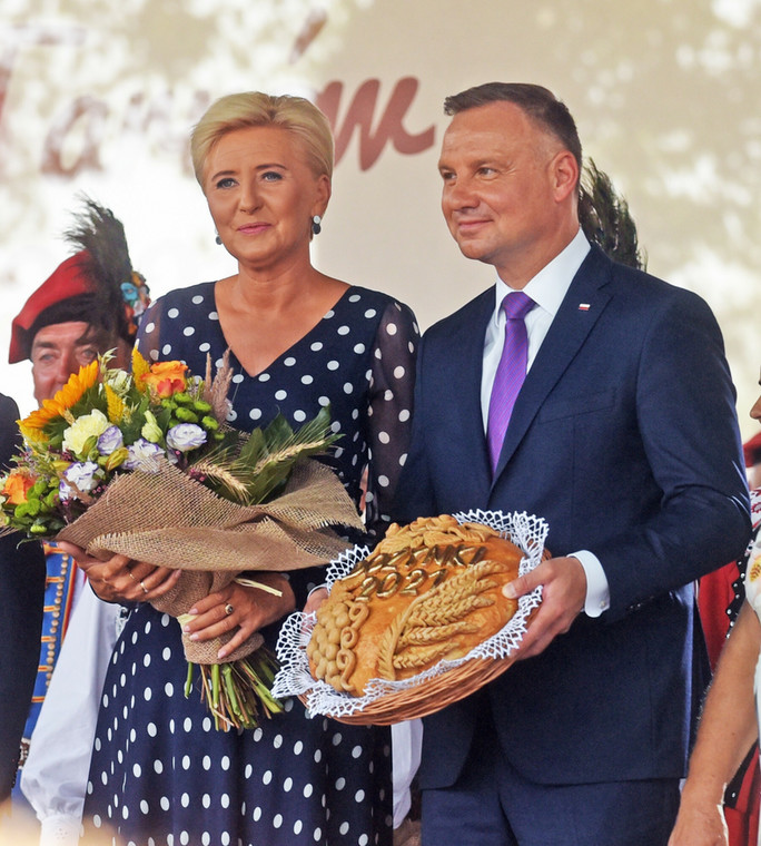 Dozynki Gminy Tarnowskiej z udzialem pary prezydenckiej 