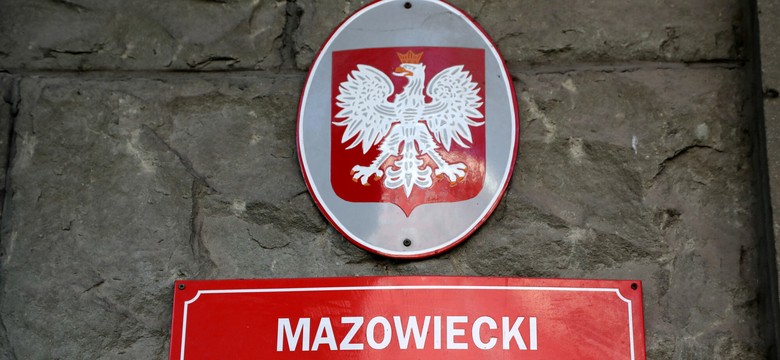 Koniec z pracą od 8 do 16 dla urzędników. Urzędy czynne do 18:00 i w soboty. Rozporządzenie weszło w życie