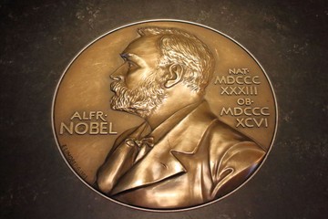 Megvan a fizikai Nobel-díj - mesterséges neurális hálózatokkal lehetővé tett gépi tanulásért ítélték oda