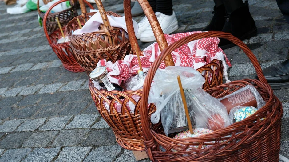 Uskrs su proslavili i pravoslavni vernici u ukrajinskom gradu Kramatorsk, udaljenom manje od 15 kilometara od ruskih trupa, uprkos prekršenom primirju | Foto: María Senovilla/EPA/Shutterstock