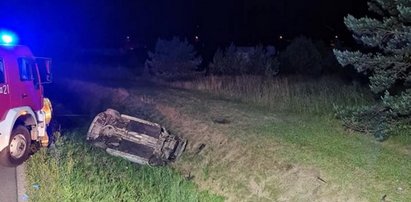 Tragedia pod Serockiem. Samochód zderzył się z łosiem. Świadkowie ruszyli na pomoc