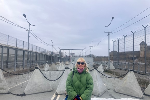 "Blic" u Narvi, najistočnijoj tački Evropske unije: Grad u kome "zmajevi zubi" i reka dele NATO i Rusiju (FOTO, VIDEO)