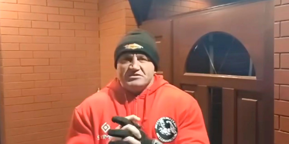 Mariusz Pudzianowski pokazał jak mieszka.