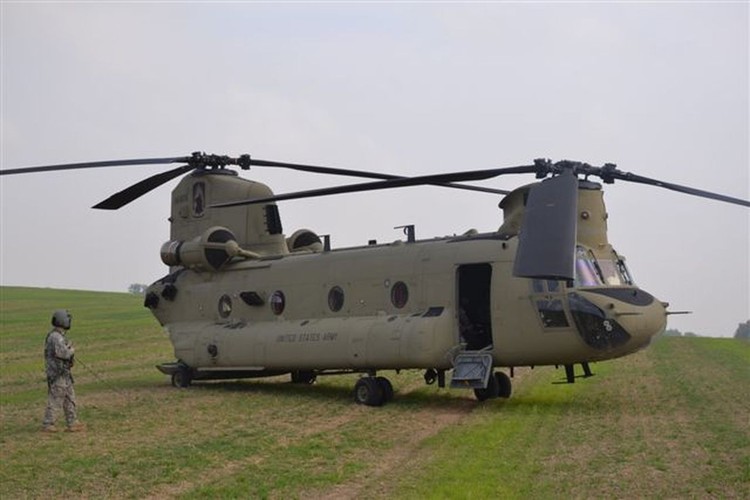 Amerykańskie śmigłowce lądowały niedaleko Gruty (fot. www.gruta.pl)