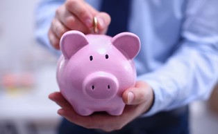 Prawie 80 proc. Polaków nie oszczędza na emeryturę [BADANIE]