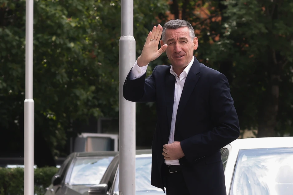 Veselji i Tači terete se u haškoj optužnici za oko 100 ubistava žrtava čiji je identitet utvrđen