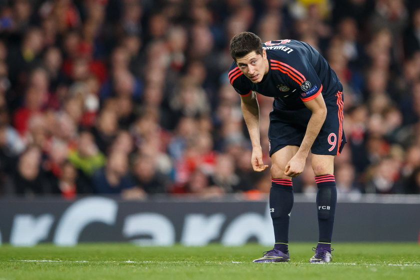 Bayern pokonany, bo Lewy nie pomógł. Szalony mecz Romy!