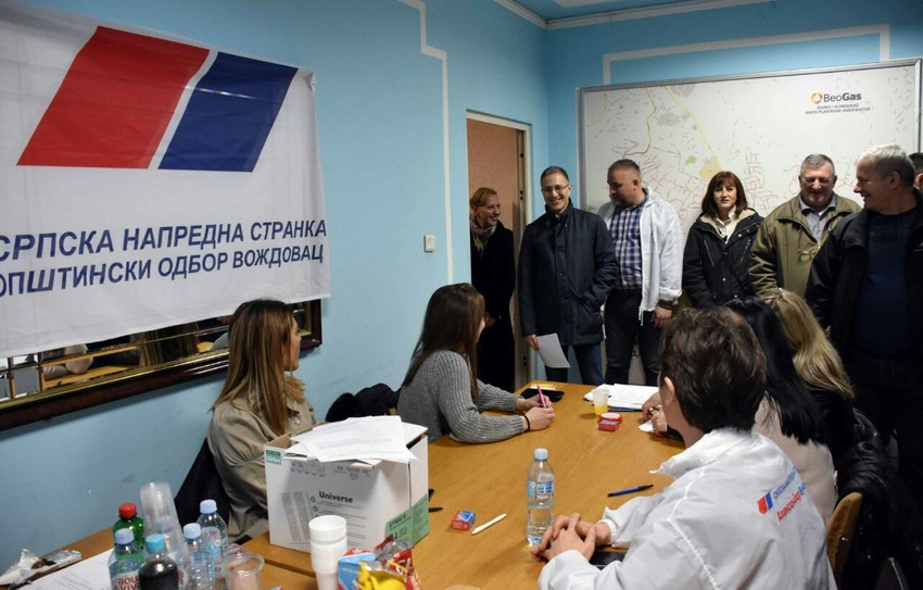 Stefanović se zahvalio ljudima koji su danas u Beogradu svojim potpisom podržali listu