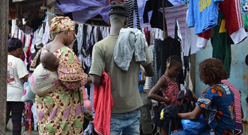 Les jours de marché de friperie à Abidjan