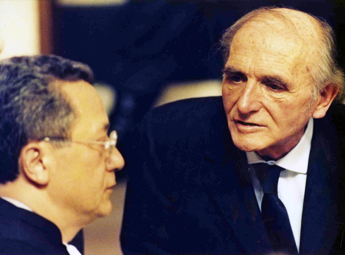 "Kat z Lyonu", Klaus Barbie, i jego adwokat Jacques Verges (z lewej)