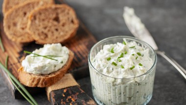przebojowa pasta benedyktynka do kanapek na śniadanie. lepsza niż trad