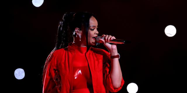 Super Bowl 2023: Disappointing Photos of Rihanna's Halftime Show