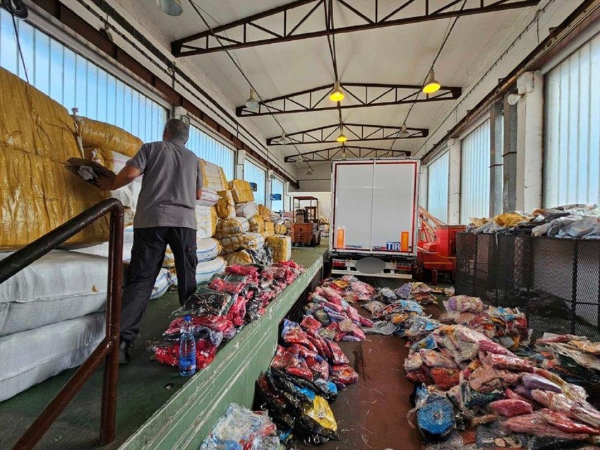 Zaplenjen tekstil na Preševu