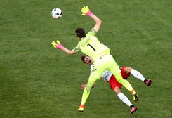 Znany polski trener studzi rozpalone głowy. 'Zwycięstwo z Irlandią Północną niczego nie gwarantuje'