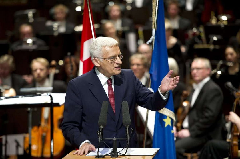 Buzek zakończył kadencję