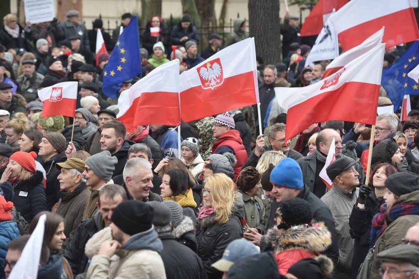 "Walczymy o demokrację i praworządność"