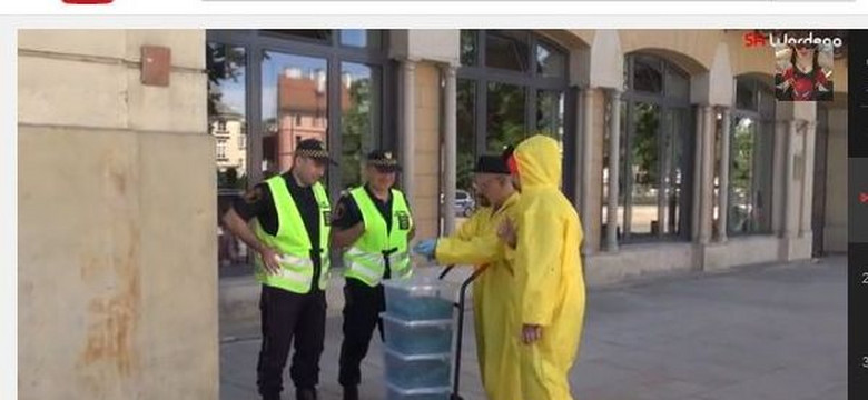 Częstowanie policjantów narkotykami, czyli Wardęga w akcji [WIDEO]