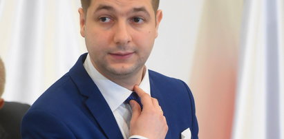 Wiceminister pochwalił się swoim występem. Coś poszło nie tak