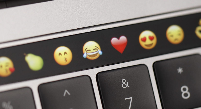 Emoji bar macbook