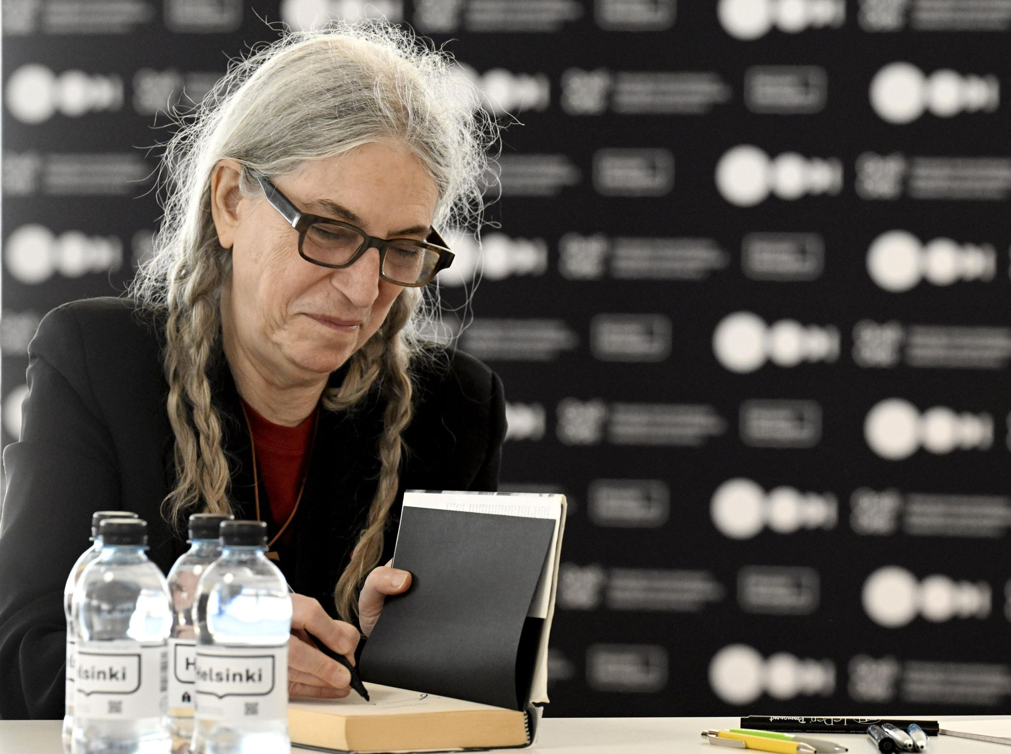 Neue Bücher von Pynchon, Smith und Schirach erscheinen