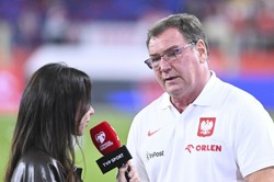 Jan Urban stwierdził, że PZPN płaci mu za mało. Selekcjoner jednak jest zadowolony z pensji