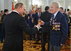 Rosja utrzyma zniżkę na gaz dla Ukrainy