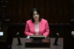 Rzeczniczka PiS: Strasząc kobiety nie chroni się życia, będziemy wnioskować o odrzucenie projektu w całości