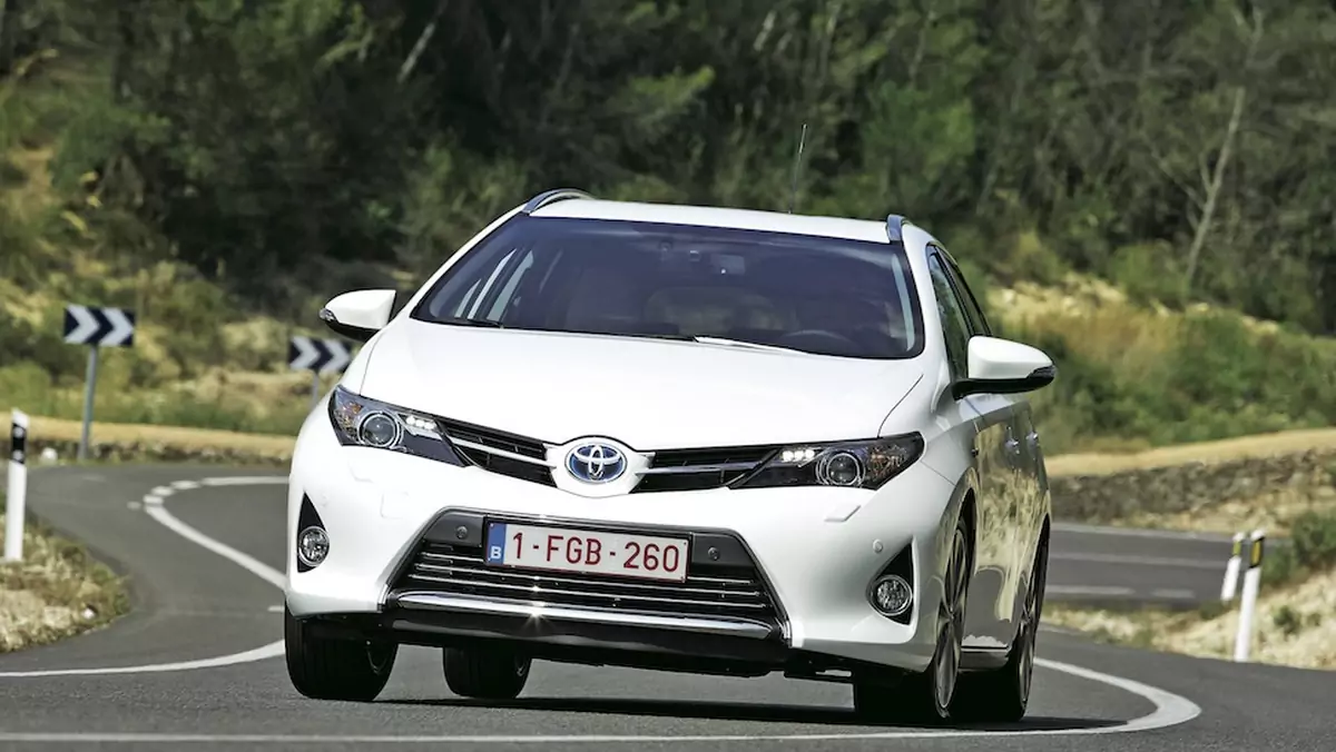 Toyota Auris TS Hybrid