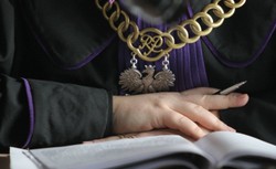 Producenci programu znieważyli bezrobotnych? Jest dochodzenie ws. prowokacji Betlejewskiego w Radomiu