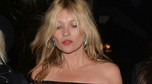 Zmęczona Kate Moss na urodzinach Sadie Frost