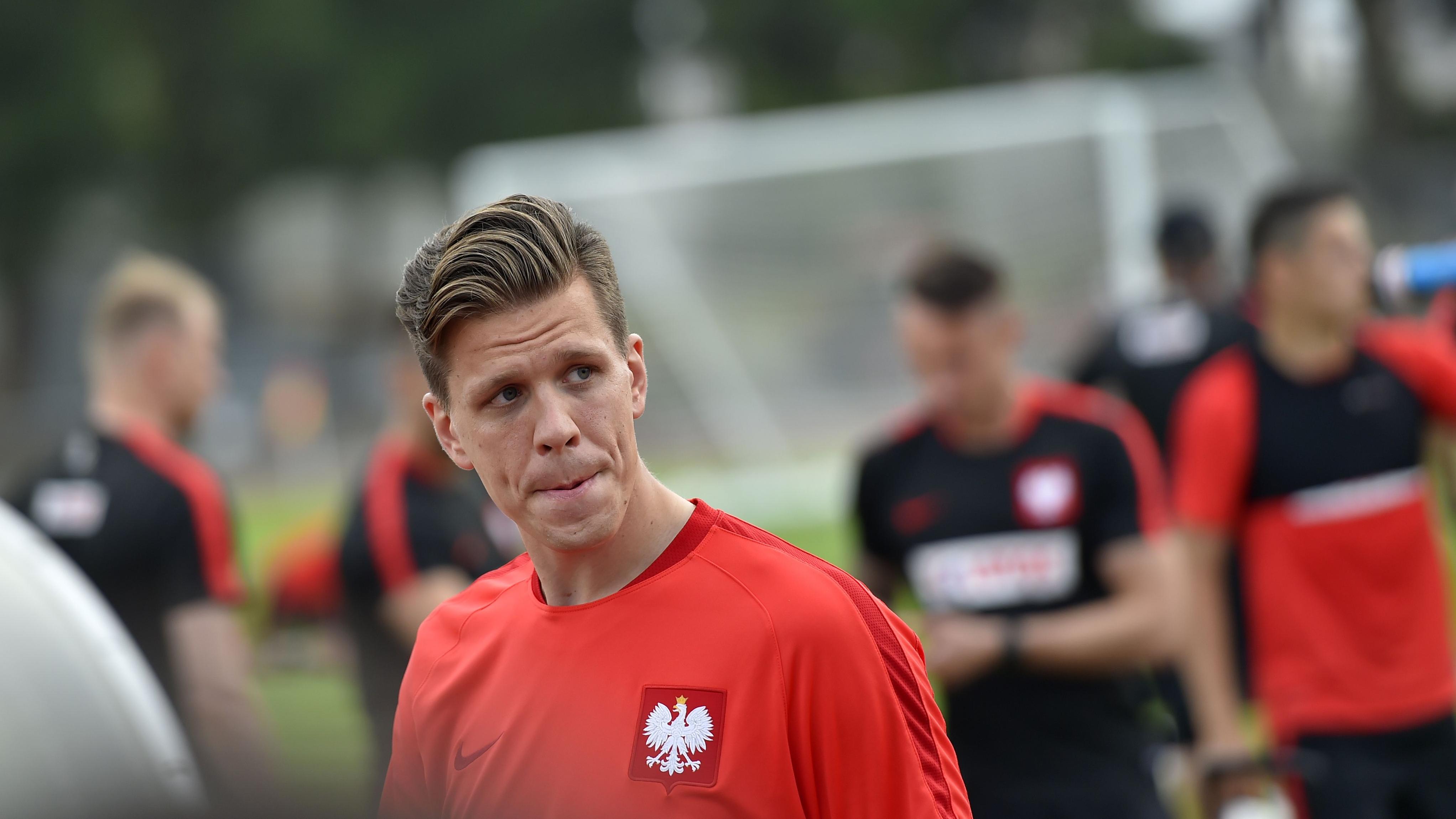 Wojciech Szczesny Nabija Sie Z Grzegorza Krychowiaka Sport