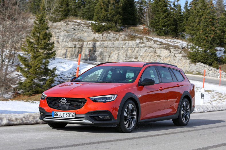 Opel Insignia Country Tourer - gwarancja perforacyjna 12 lat, ocena 4 gwiazdki