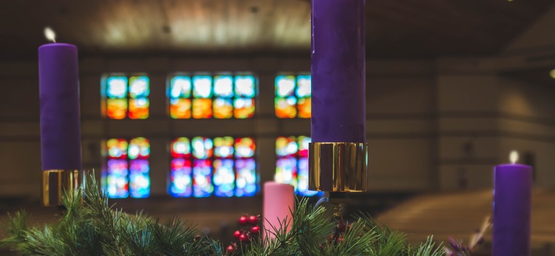 Rozpoczyna się ważny czas w Kościele katolickim. Wierni czekają w skupieniu