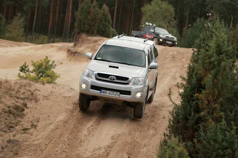 Toyota Hilux: auto dla leśnika i miłośnika terenu