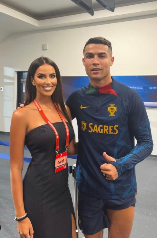 Športová moderátorka Simona Leskovská po boku Cristiana Ronalda.