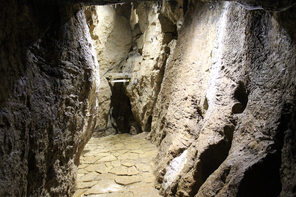Jaskinie na kieleckiej Kadzielni znów czekają na turystów