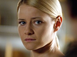 Hanka Mostowiak nie żyje. Za to nadal sprzedaje