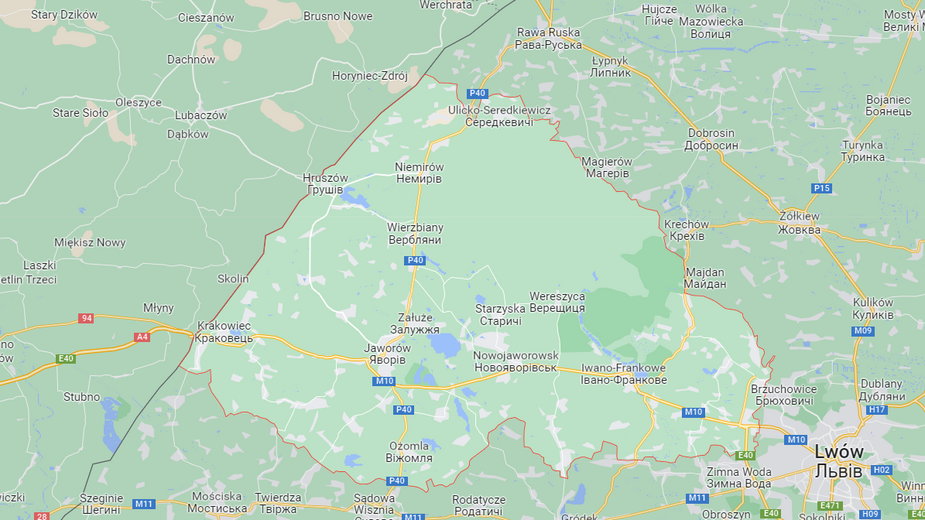 Cztery rakiety uderzyły w obiekt wojskowy w jaworowskim rejonie. To 15 km od granicy Polski