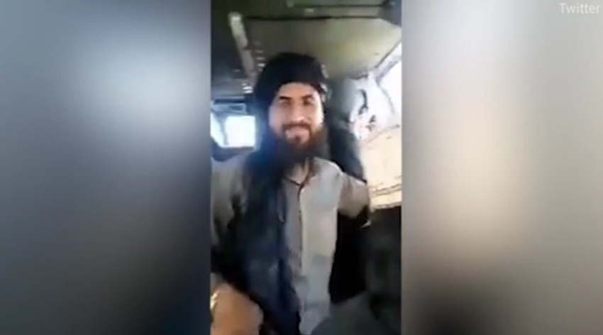 Talibani lete helikopterom