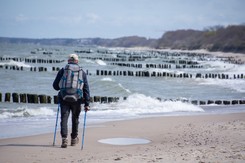 Senat za uruchomieniem od 1 września bonu turystycznego dla emerytów i rencistów